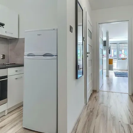 Apartment Acco Rent Mieszkanie Centrum *